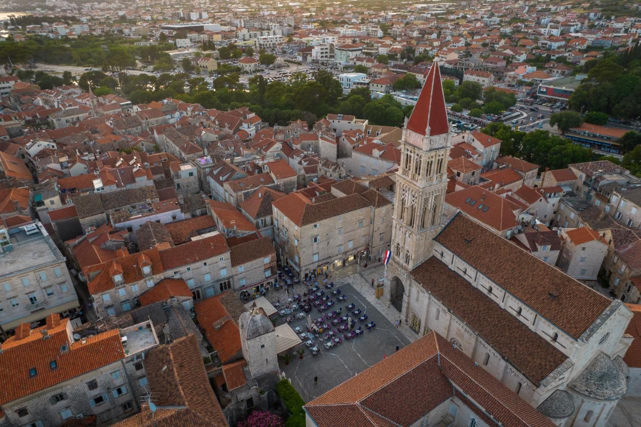 Mare&antonio Trogir